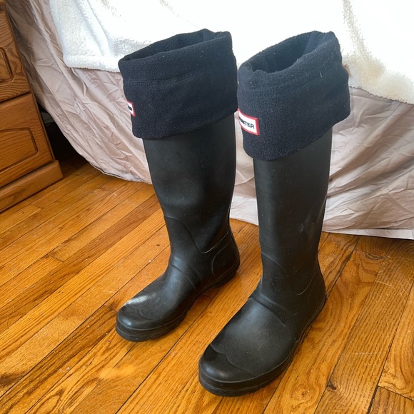 HUNTER black rain boots + fleece liner - Picture 2 of 5